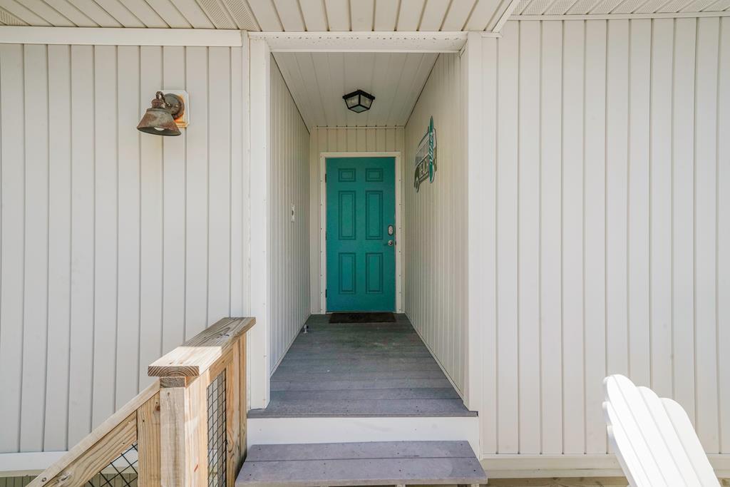 191 White Sands Dr, Port St. Joe 32456