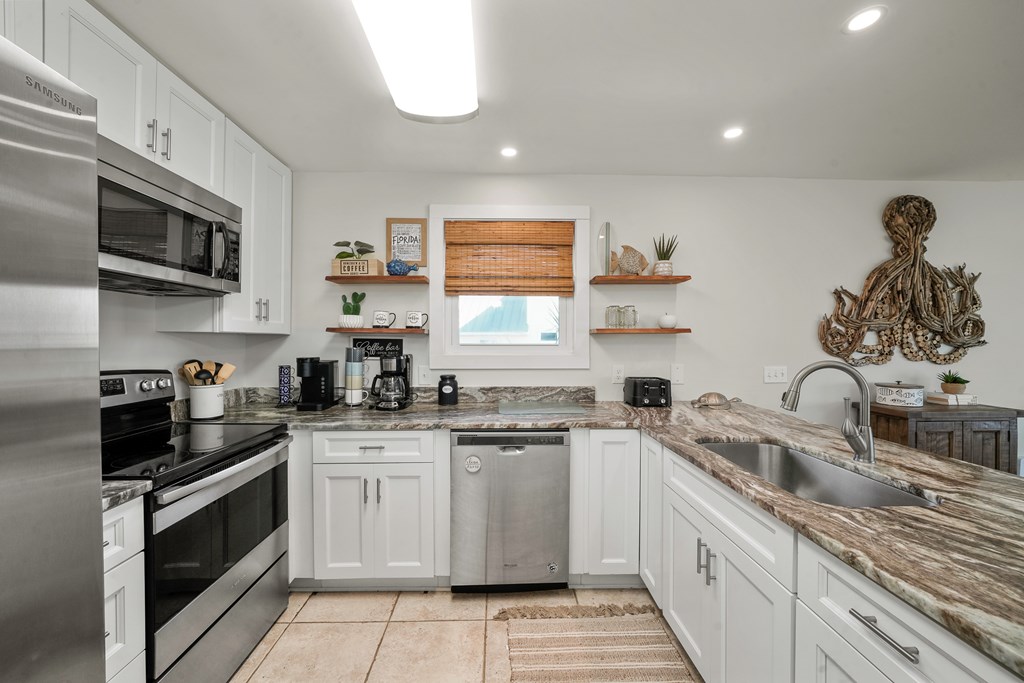 191 White Sands Dr, Port St. Joe 32456