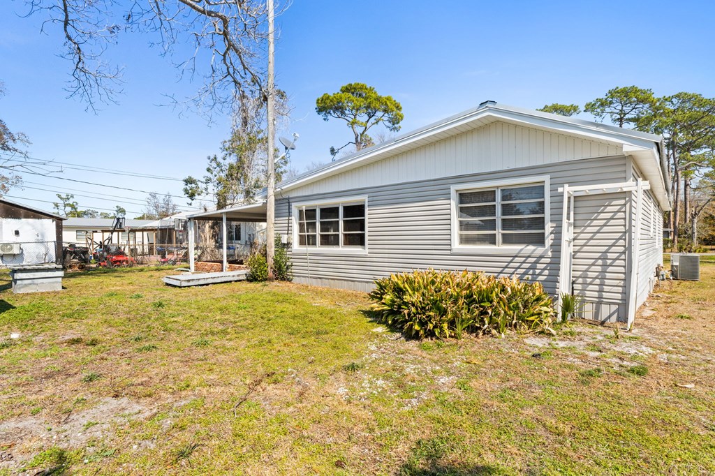 608 Garrison Ave, Port St. Joe 32456