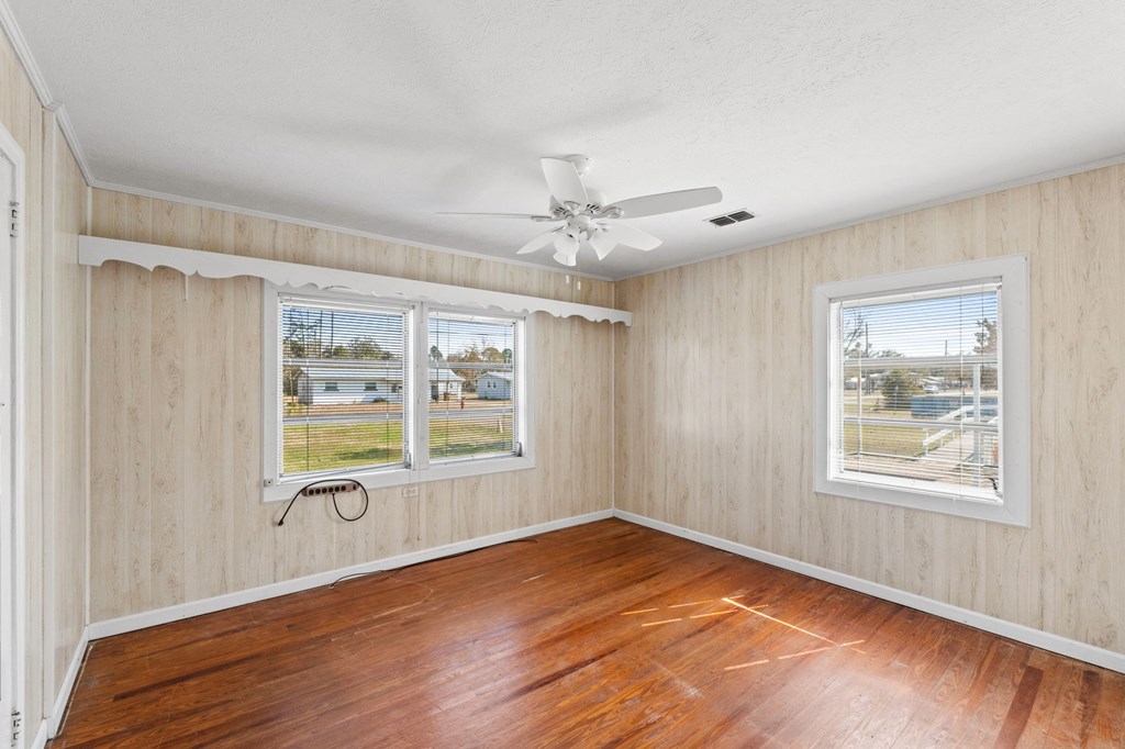 608 Garrison Ave, Port St. Joe 32456