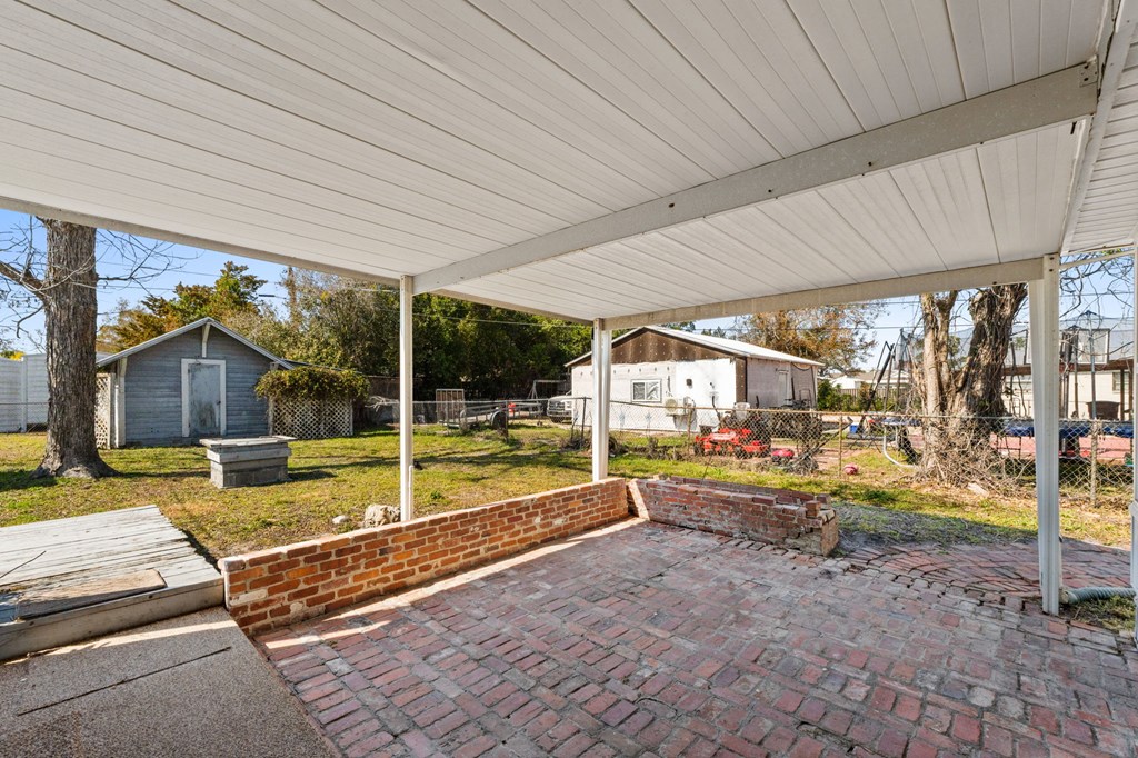 608 Garrison Ave, Port St. Joe 32456