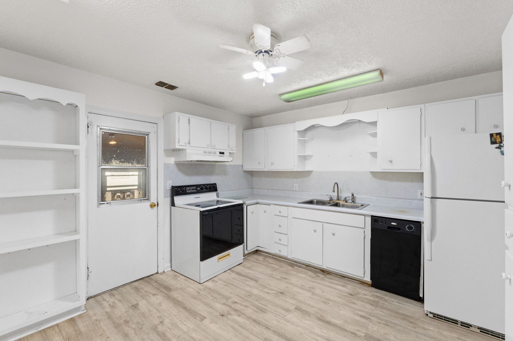 608 Garrison Ave, Port St. Joe 32456