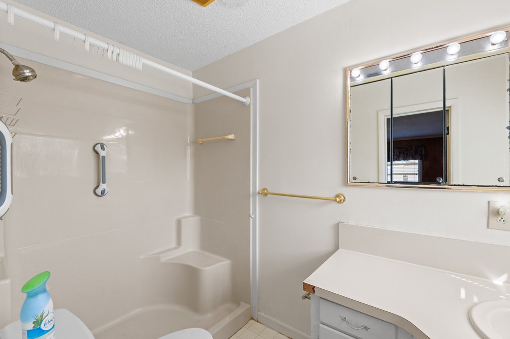 608 Garrison Ave, Port St. Joe 32456