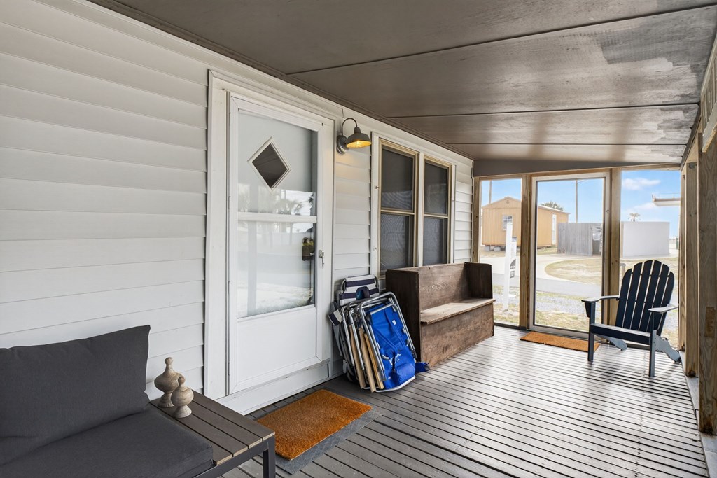 714 Oleander Ave, 32456