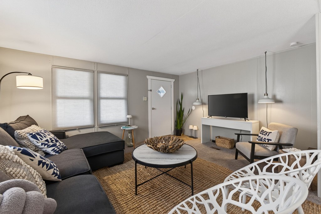 714 Oleander Ave, 32456