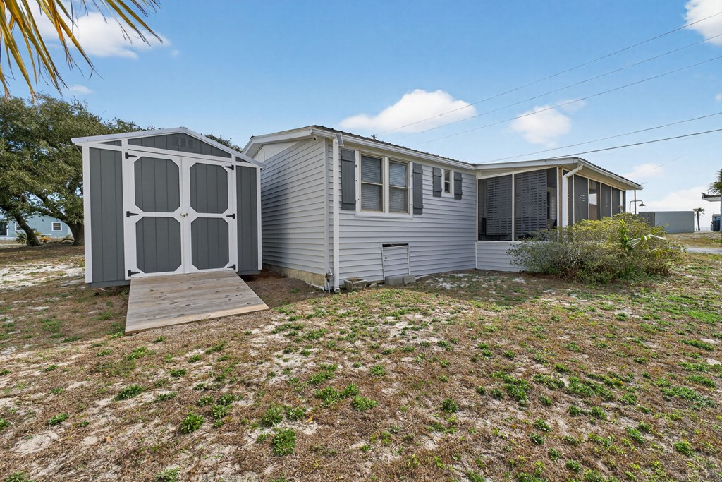 714 Oleander Ave, 32456