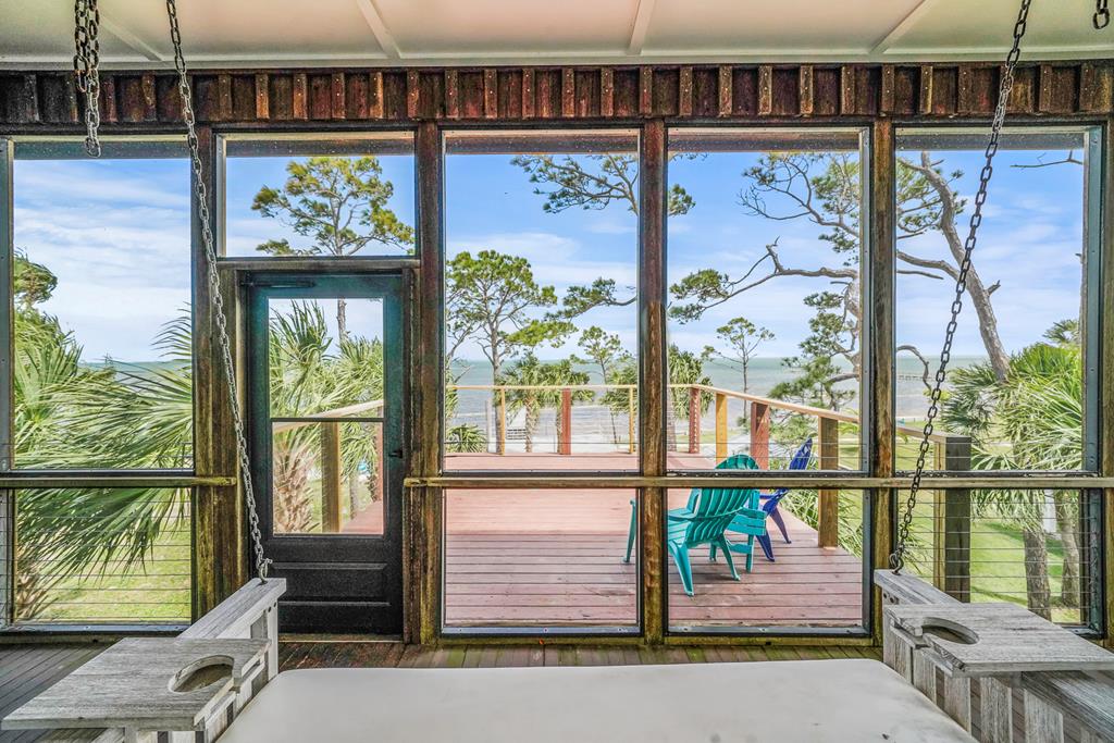 7148 Leeward St, Port St. Joe 32456