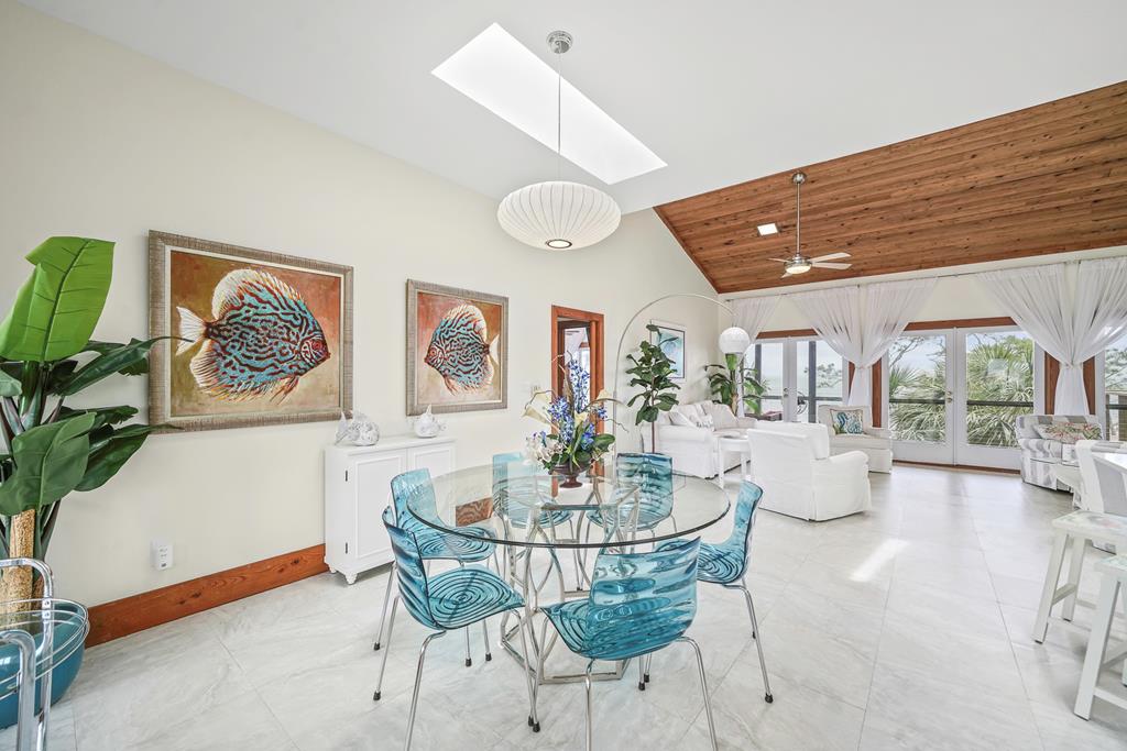 7148 Leeward St, Port St. Joe 32456