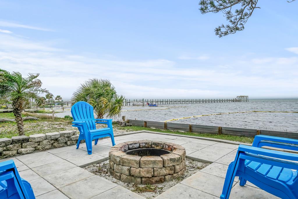 7148 Leeward St, Port St. Joe 32456