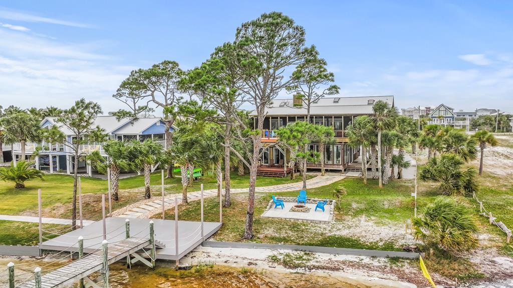 7148 Leeward St, Port St. Joe 32456