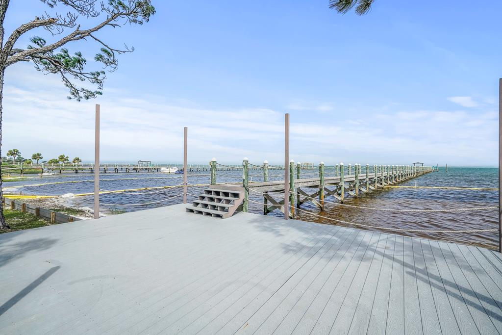 7148 Leeward St, Port St. Joe 32456