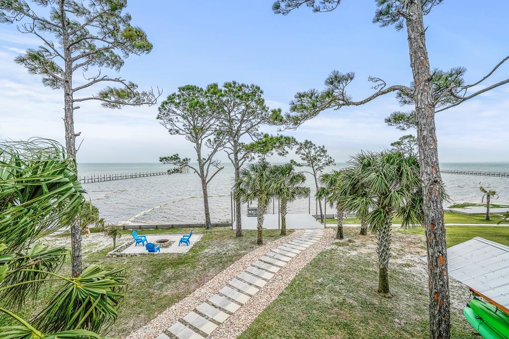 7148 Leeward St, Port St. Joe 32456