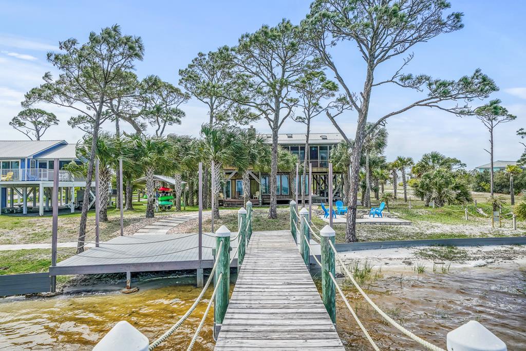 7148 Leeward St, Port St. Joe 32456