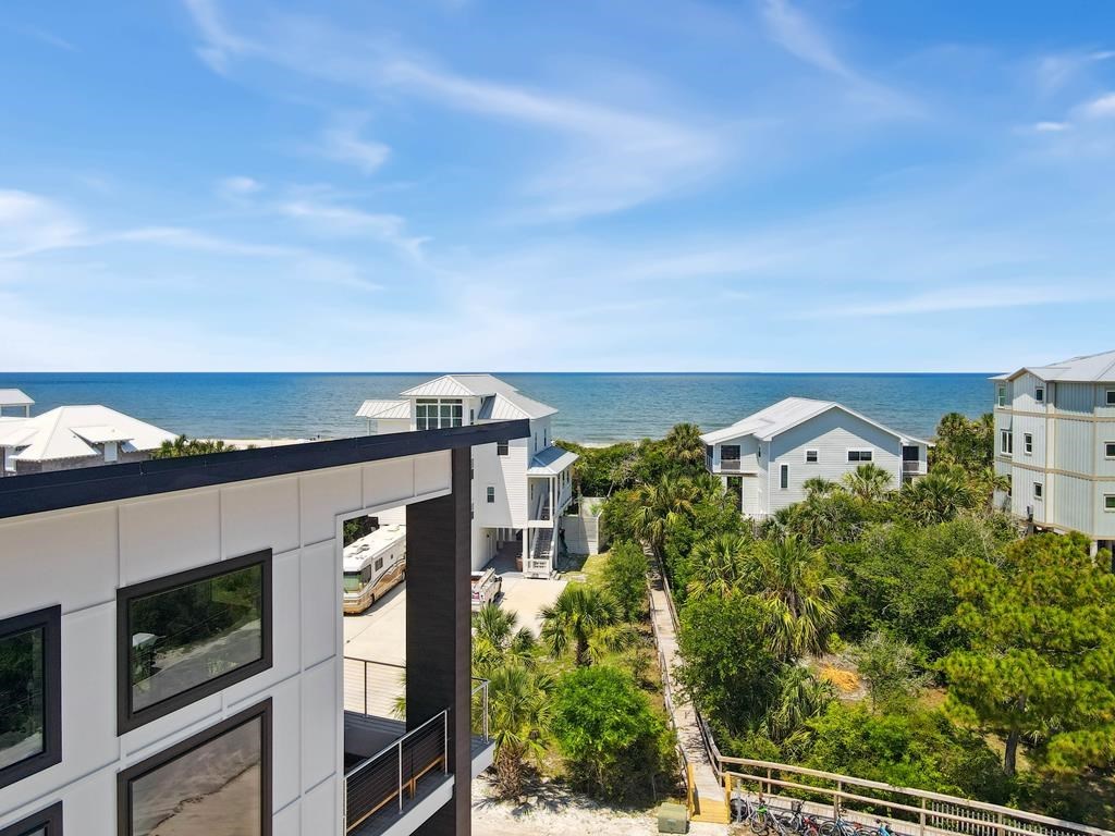 563 Secluded Dunes Dr, Port St. Joe 32456