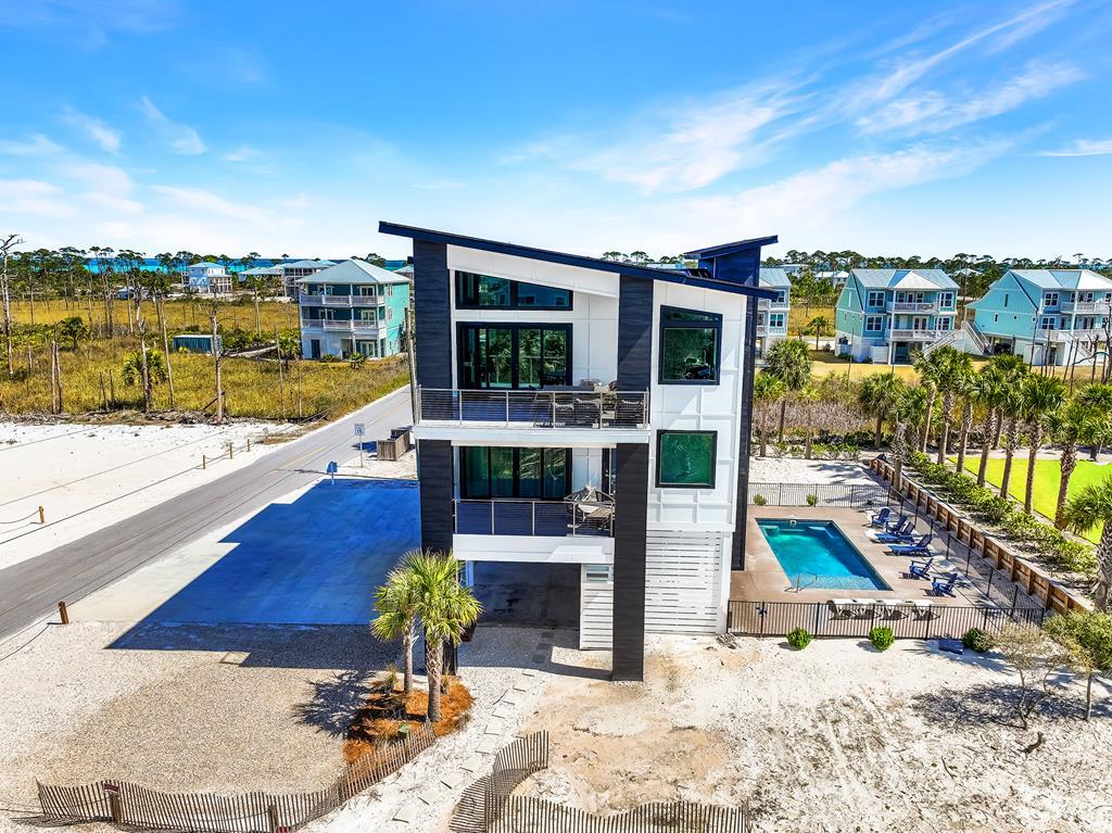 563 Secluded Dunes Dr, Port St. Joe 32456