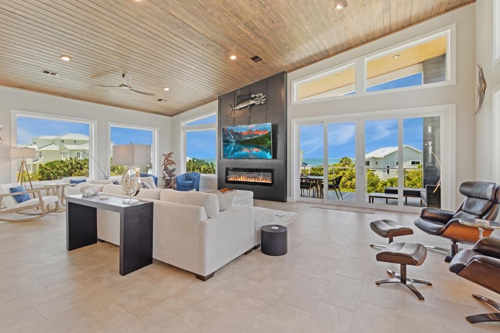 563 Secluded Dunes Dr, Port St. Joe 32456