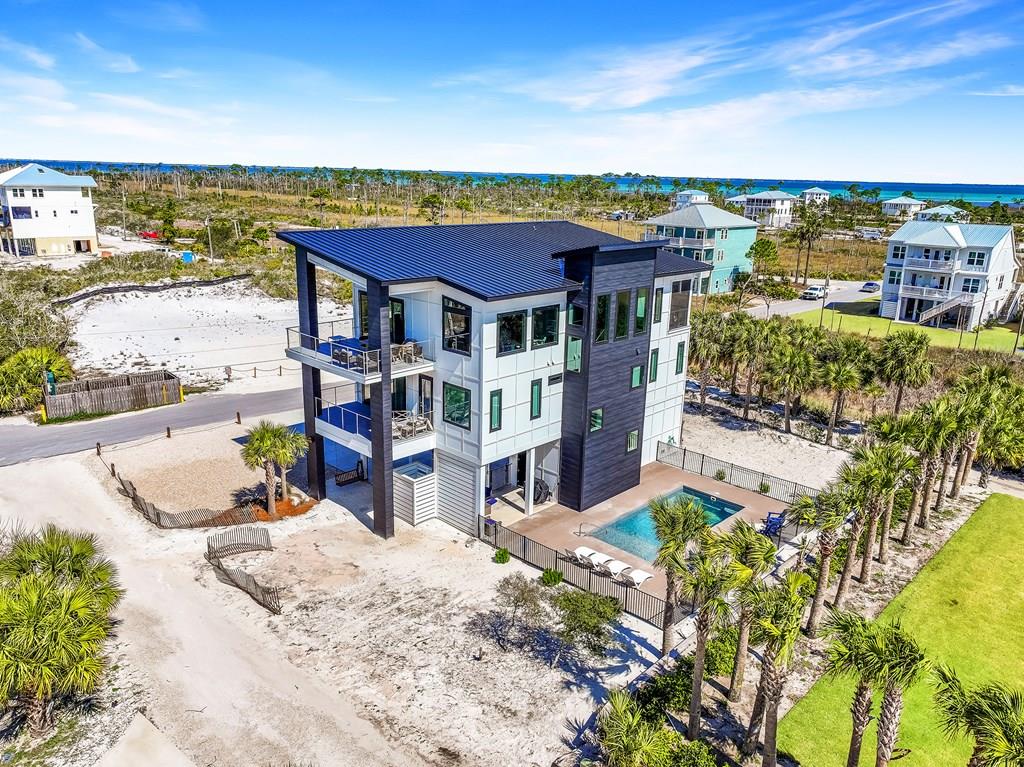 563 Secluded Dunes Dr, Port St. Joe 32456
