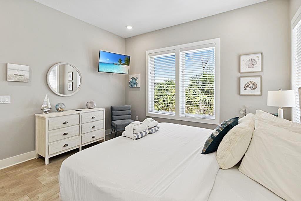 563 Secluded Dunes Dr, Port St. Joe 32456