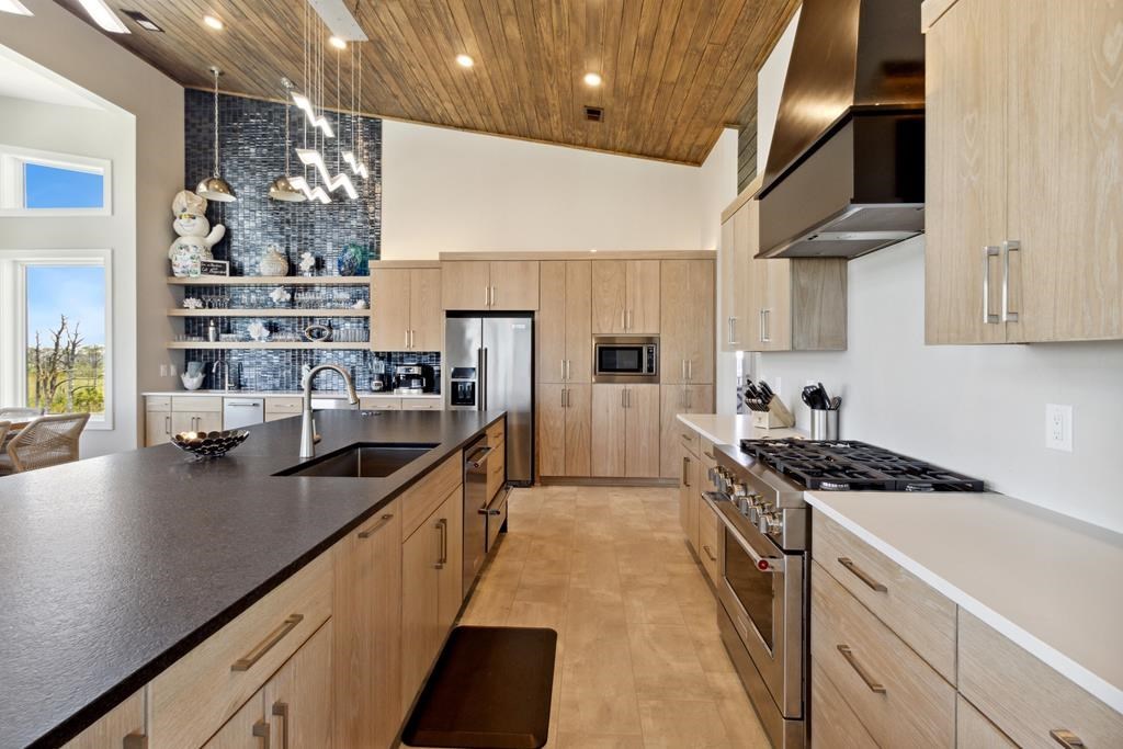 563 Secluded Dunes Dr, Port St. Joe 32456