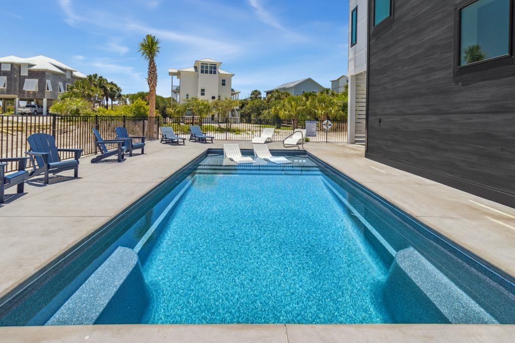 563 Secluded Dunes Dr, Port St. Joe 32456