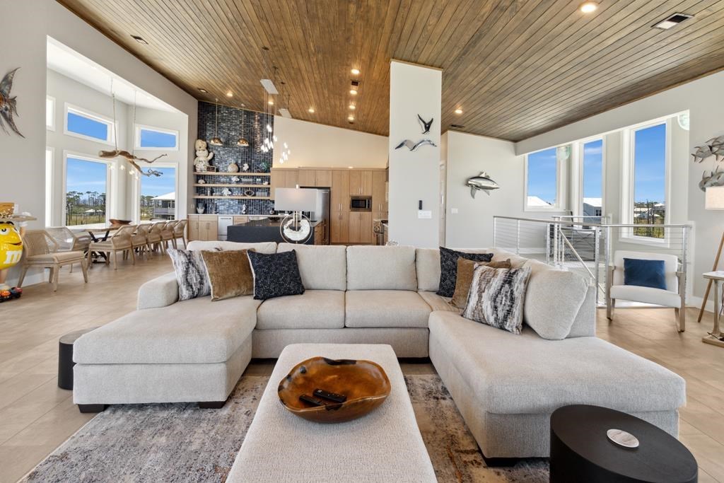 563 Secluded Dunes Dr, Port St. Joe 32456