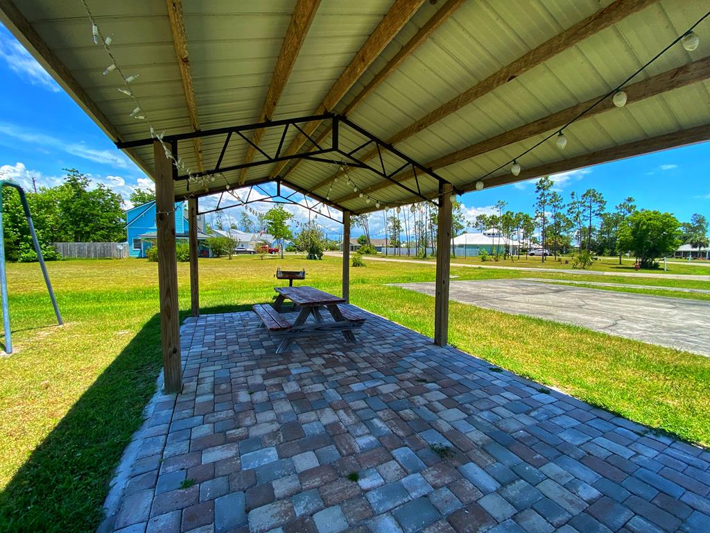 201 Sea Pines Ln, Port St. Joe 32456