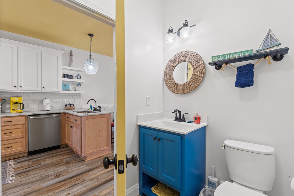 110-A S 37th St # A, 32456 Unit: A