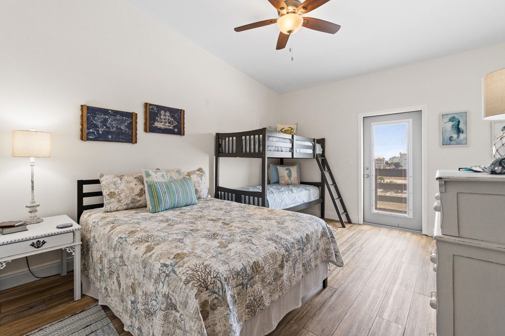 110-B 37th St # B, 32456 Unit: B