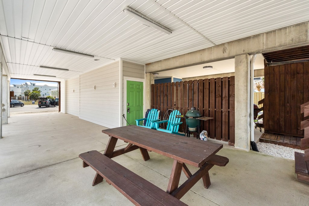 110-B 37th St # B, 32456 Unit: B