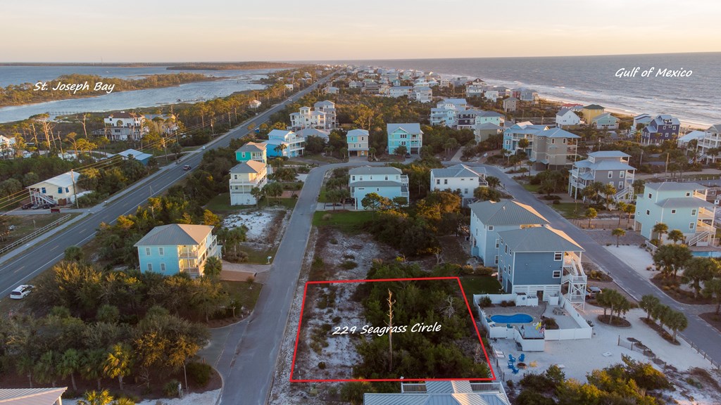 229 Seagrass Cir, 32456