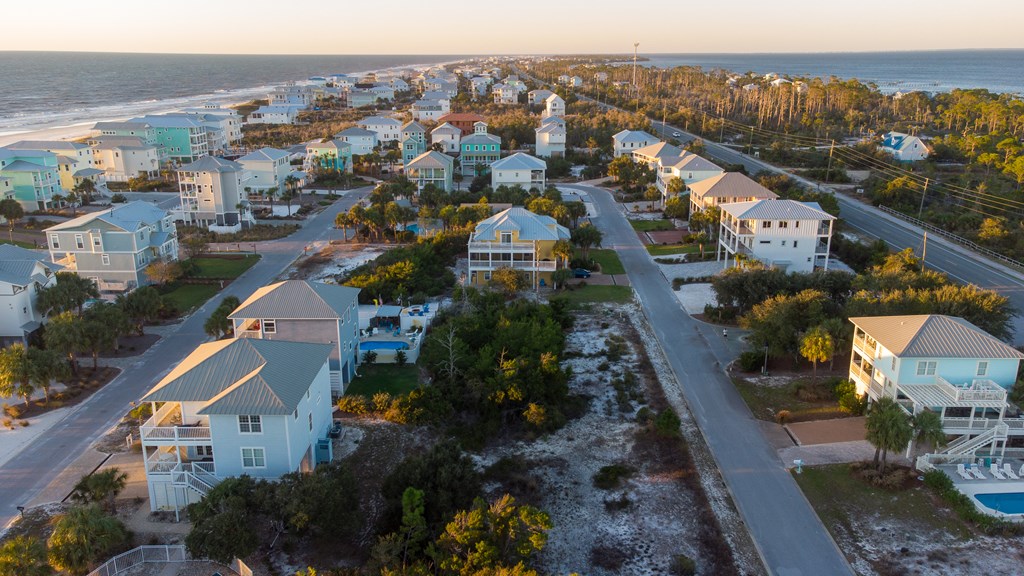 229 Seagrass Cir, 32456