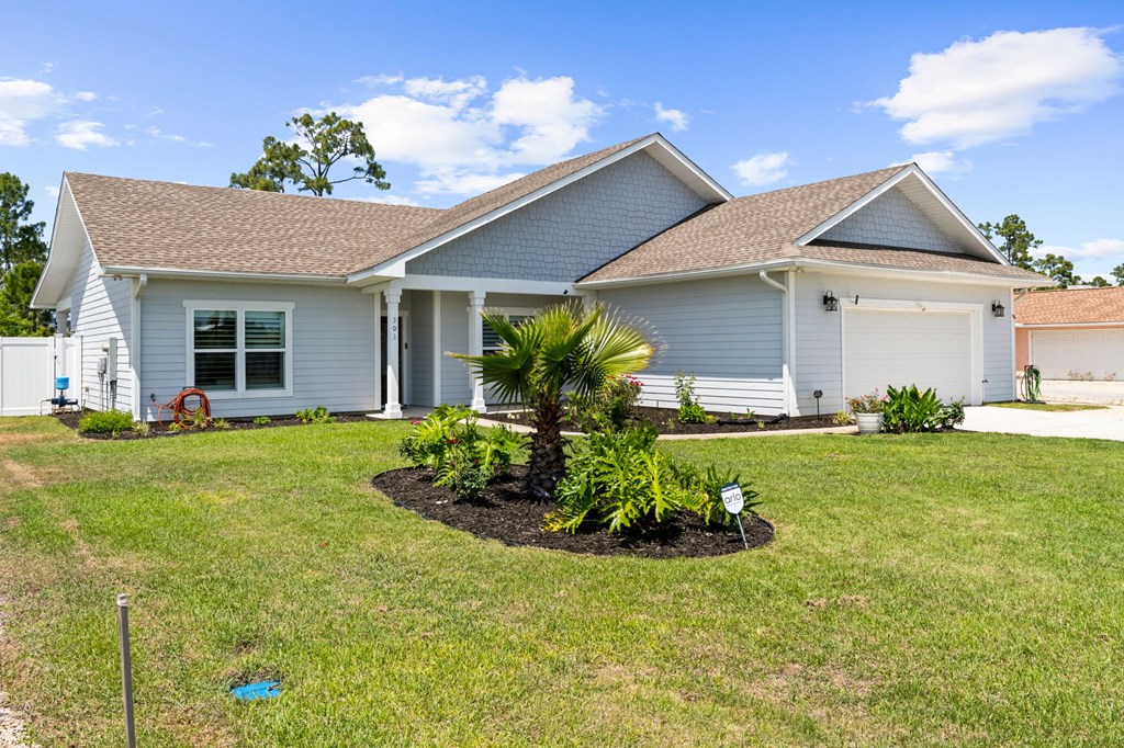 303 Nautilus Dr, Port St. Joe 32456