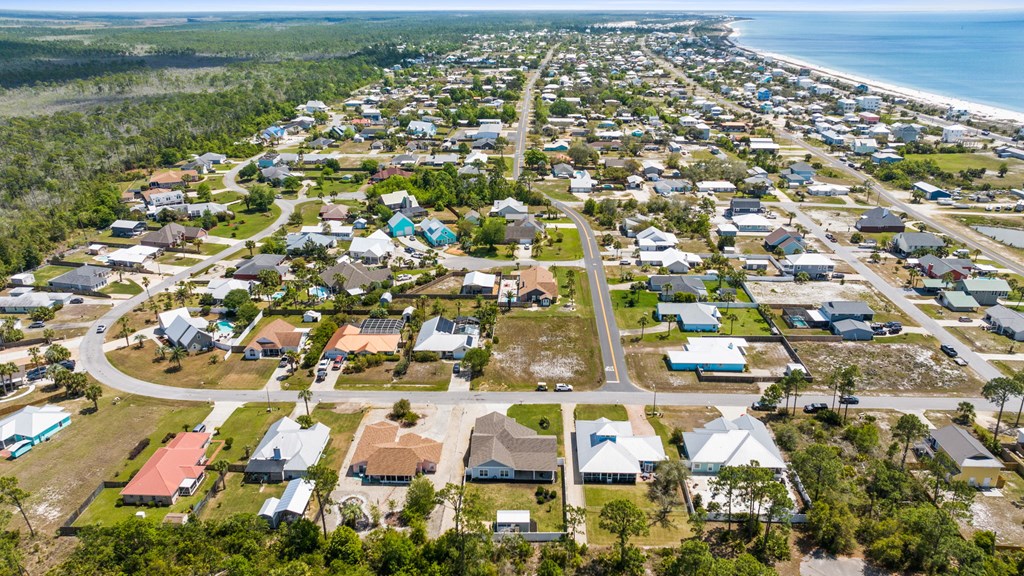 303 Nautilus Dr, Port St. Joe 32456