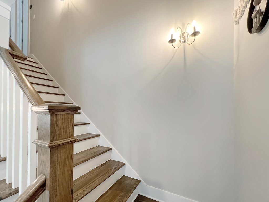 373 Rhonda Del Sol Cir, 32456