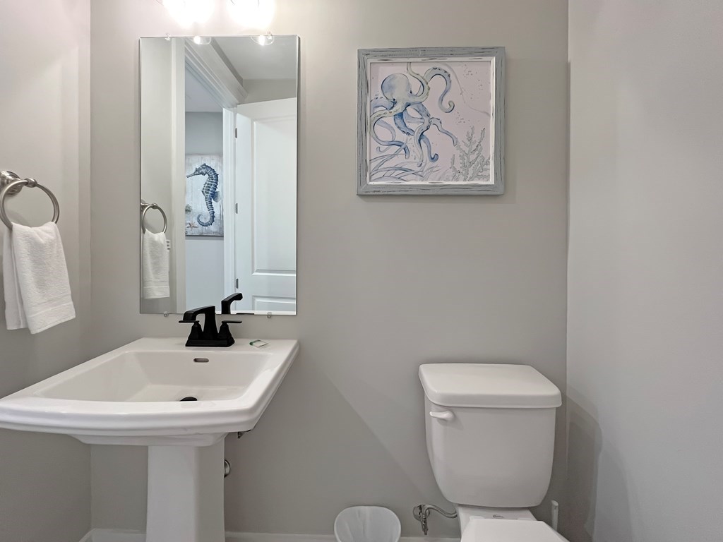 373 Rhonda Del Sol Cir, 32456