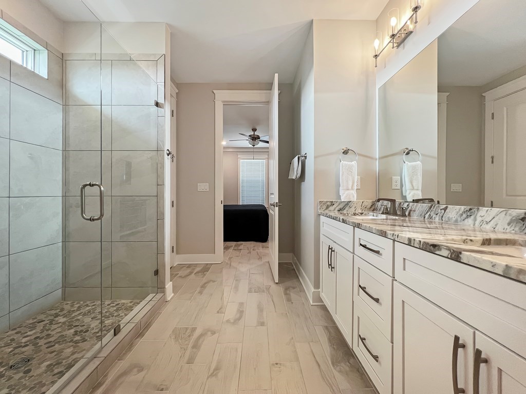 373 Rhonda Del Sol Cir, 32456