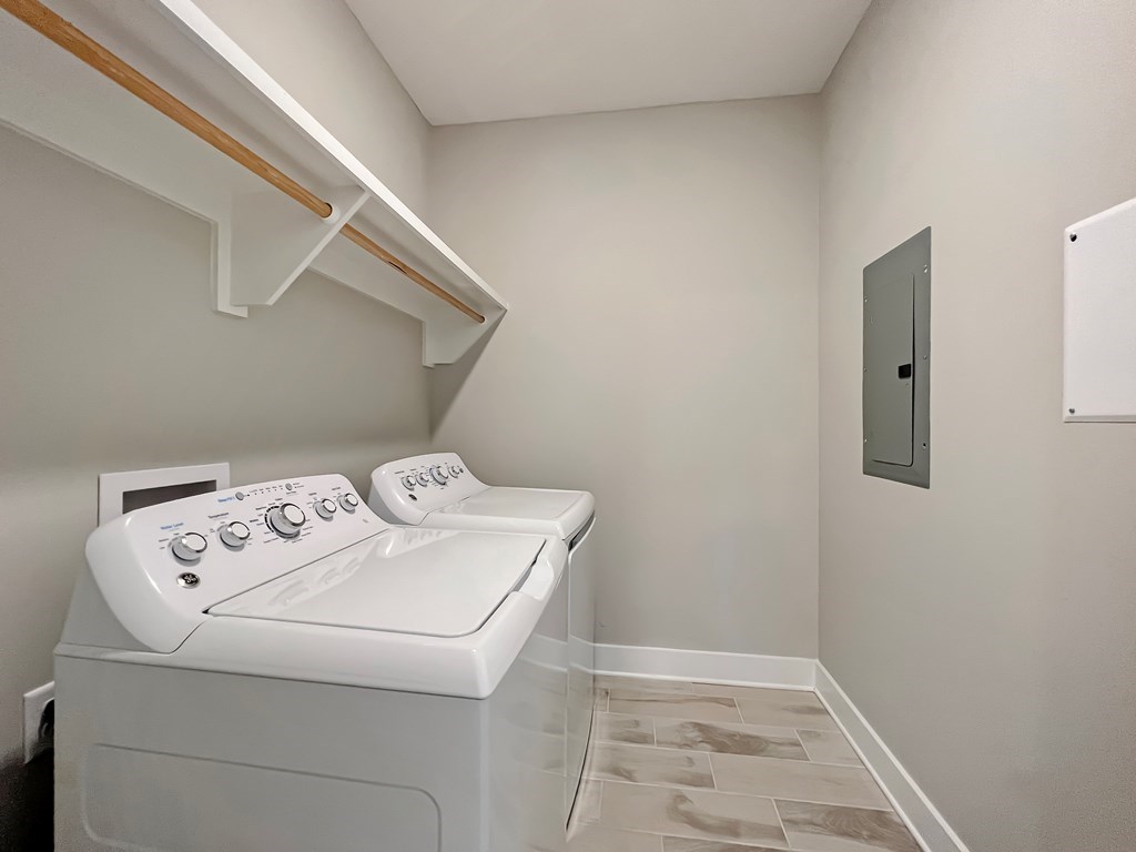 373 Rhonda Del Sol Cir, 32456