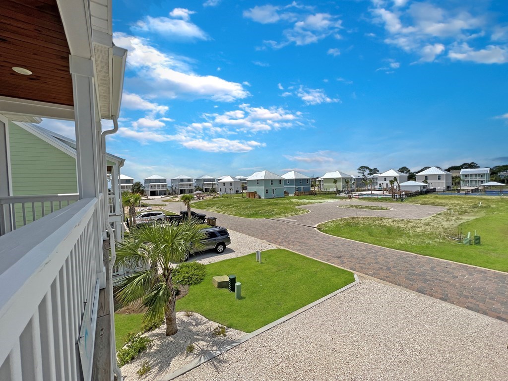 373 Rhonda Del Sol Cir, 32456