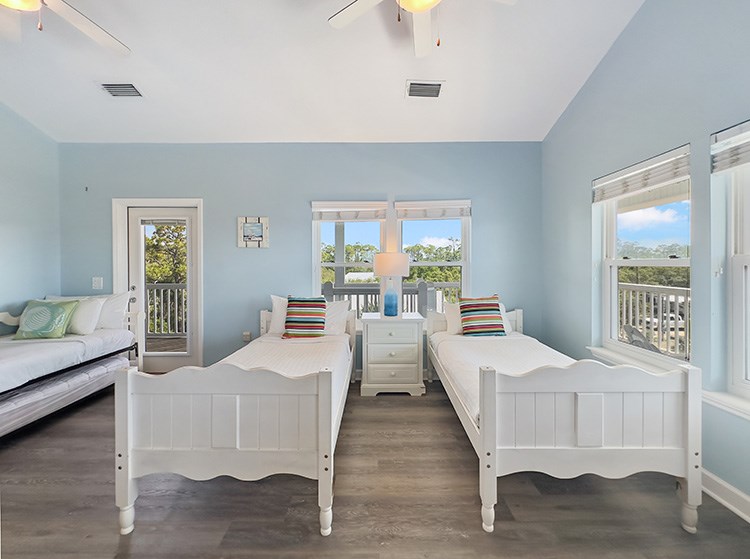 181 S Higgins St, Port St. Joe 32456