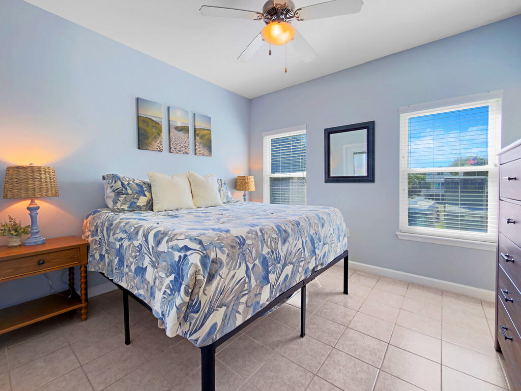 181 S Higgins St, Port St. Joe 32456