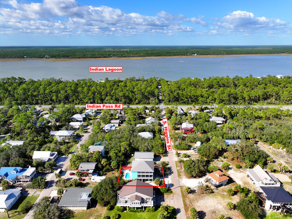 181 S Higgins St, Port St. Joe 32456