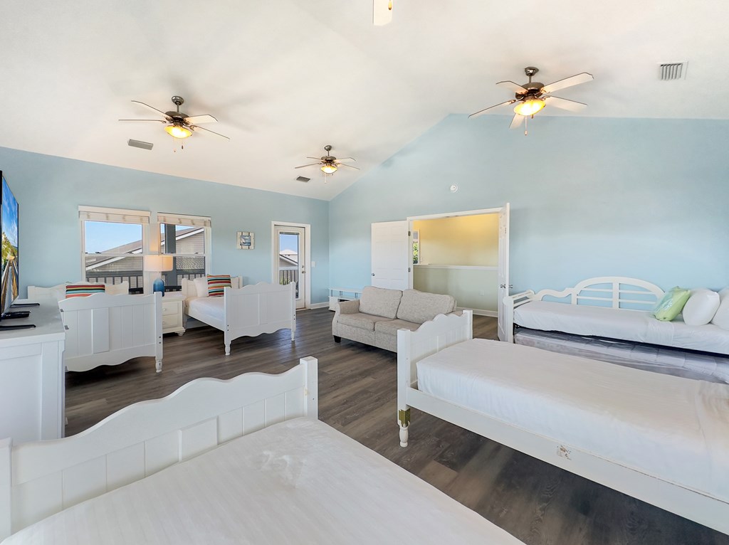 181 S Higgins St, Port St. Joe 32456