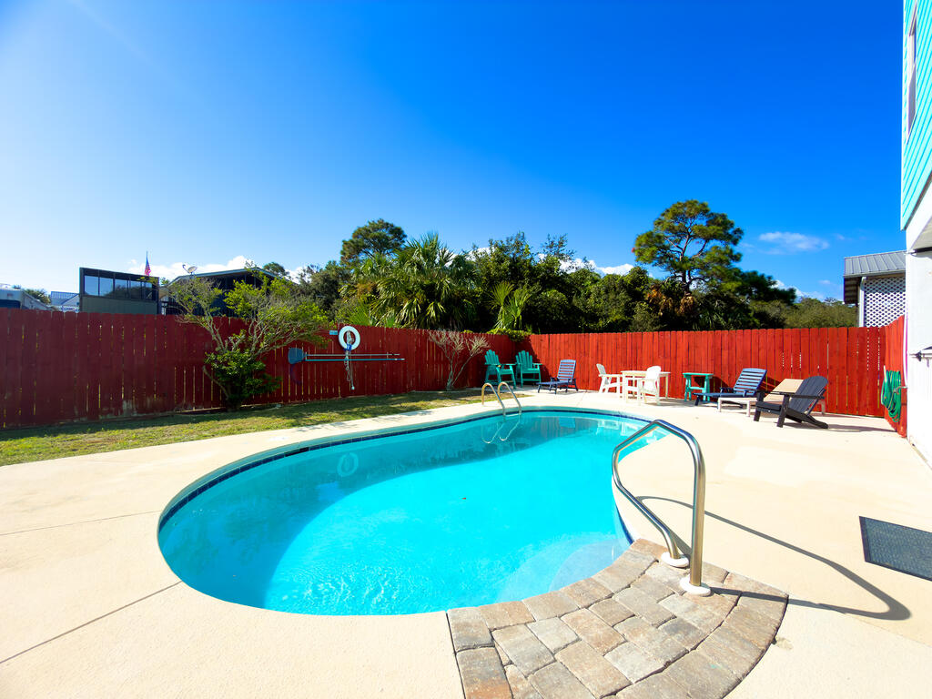 181 S Higgins St, Port St. Joe 32456