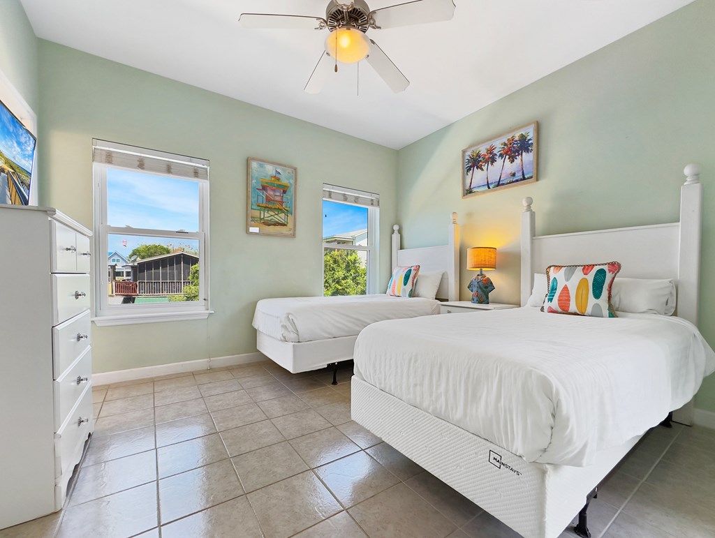 181 S Higgins St, Port St. Joe 32456