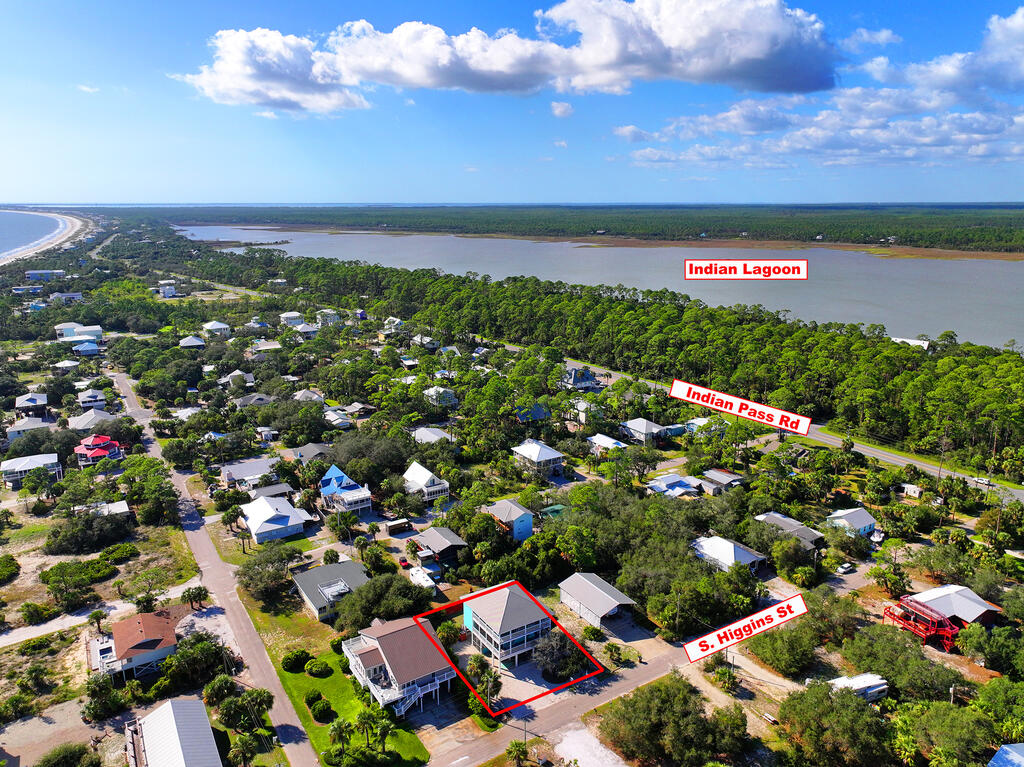 181 S Higgins St, Port St. Joe 32456