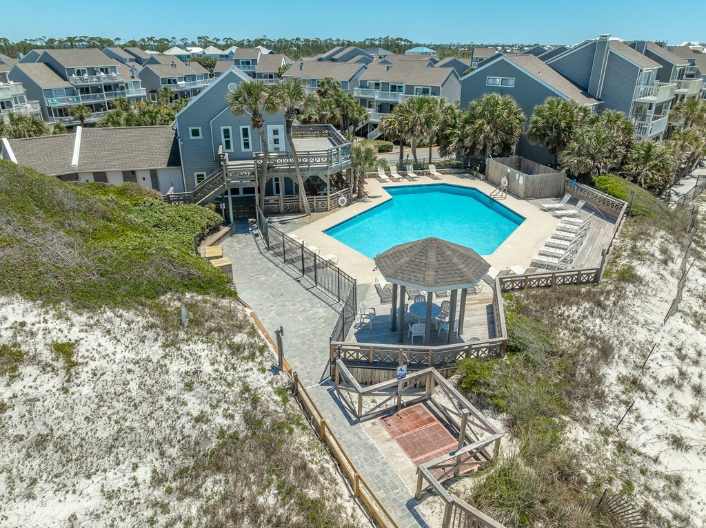125 Parkside Cir, 32456
