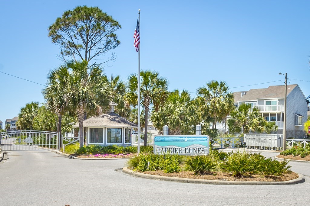 125 Parkside Cir, 32456