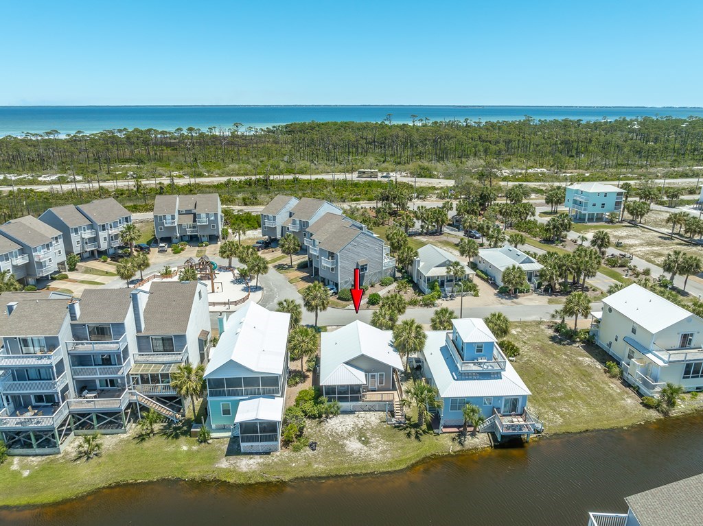 125 Parkside Cir, 32456