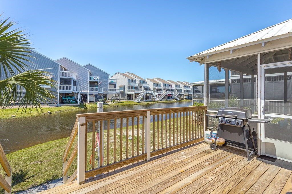 125 Parkside Cir, 32456