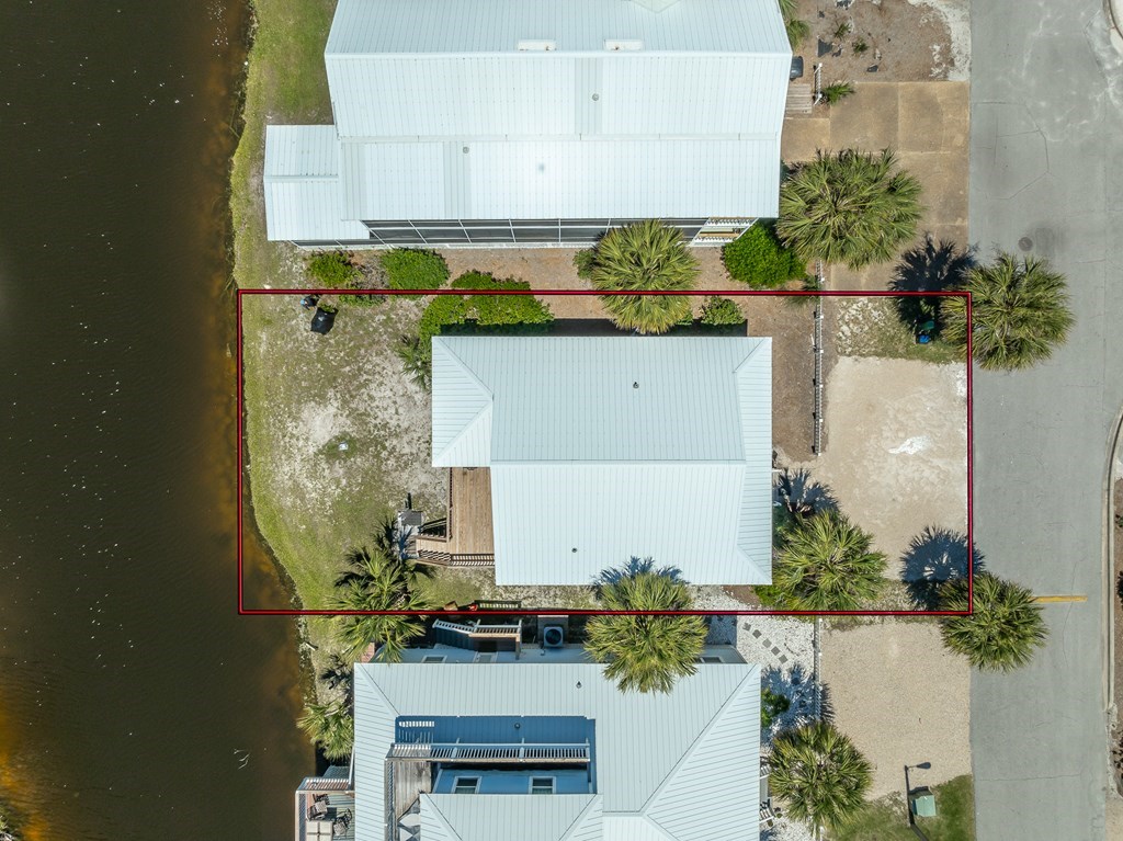 125 Parkside Cir, 32456